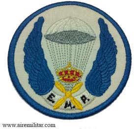 Escudo bordado Escuela Militar de Paracaidismo (EMP) blanco